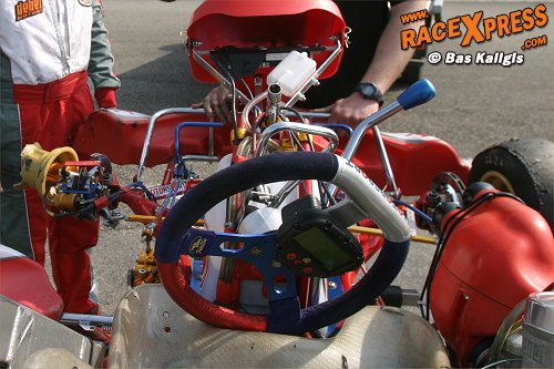 Veel schade aan kart Carette